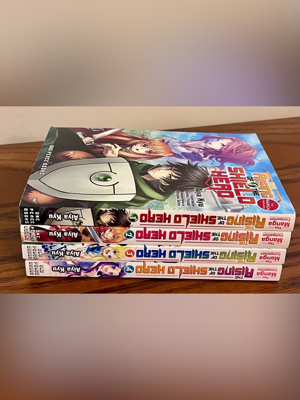 Manga - The Shield Hero - Volumes 1-4